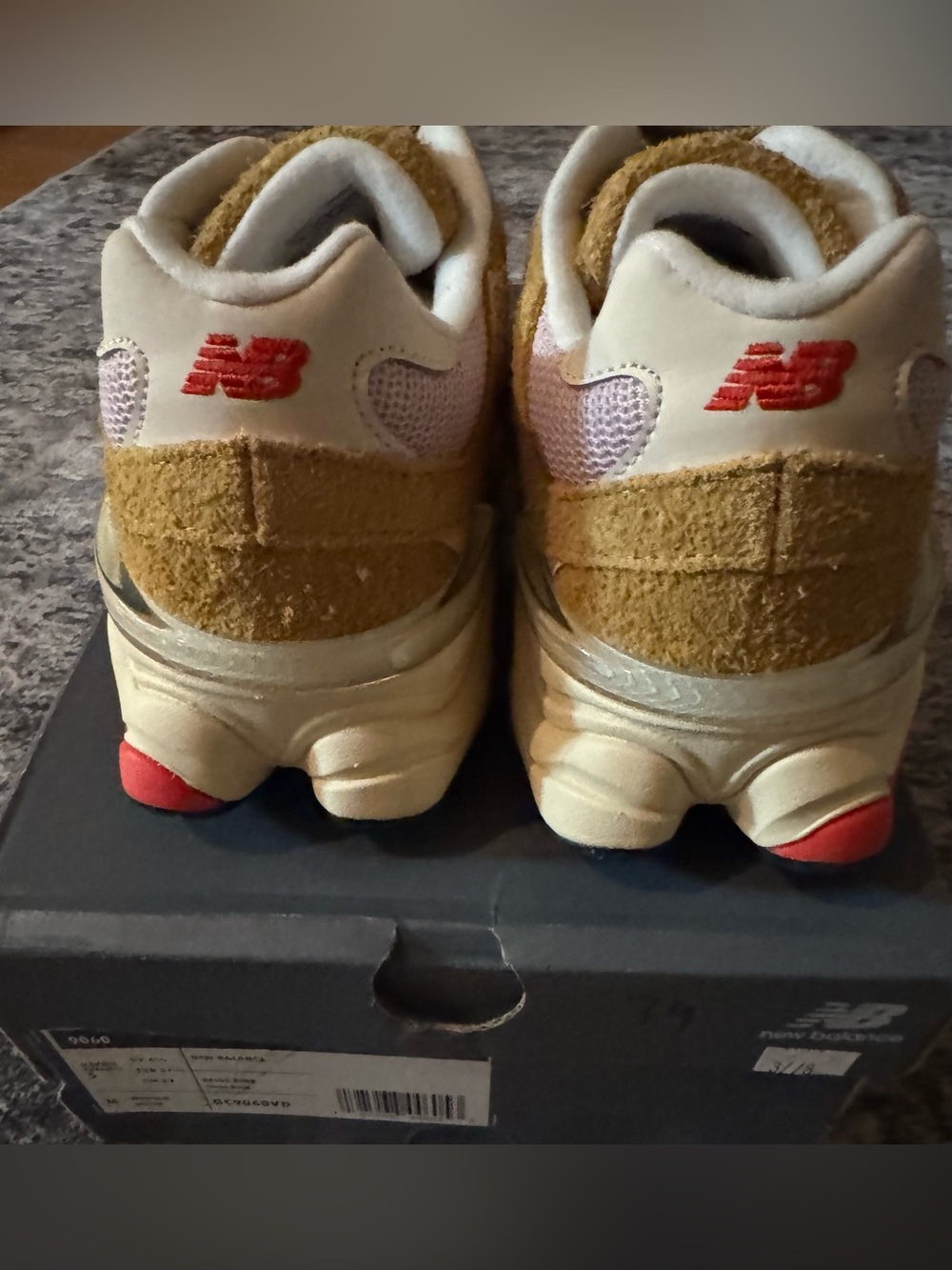 New Balance 9060 Great Plains True Red 5Y/6.5W. Brand New in Box - Picture 5 of 7